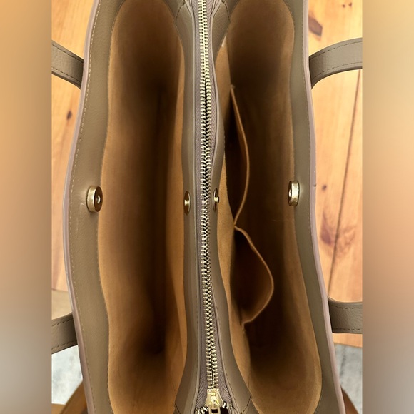 FREJA NEW YORK- Paloma Tote Taupe - Picture 4 of 6